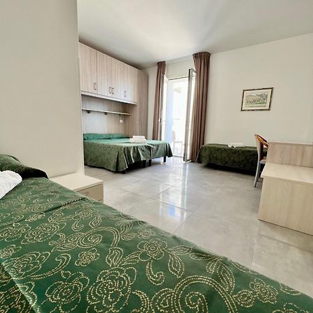 Hotel Terramare Лидо-ди-Езоло Экстерьер фото